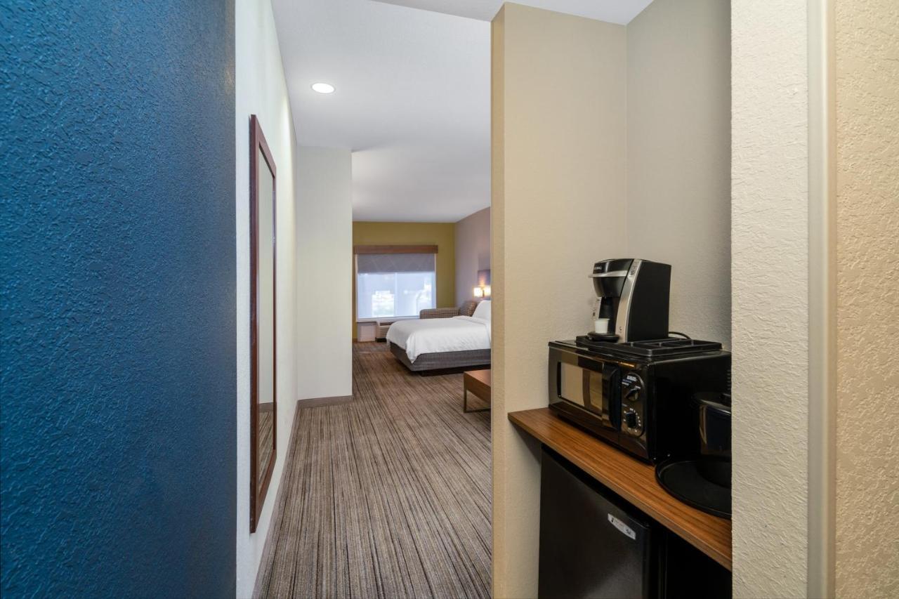 Holiday Inn Express Hotel & Suites Talladega By Ihg Экстерьер фото