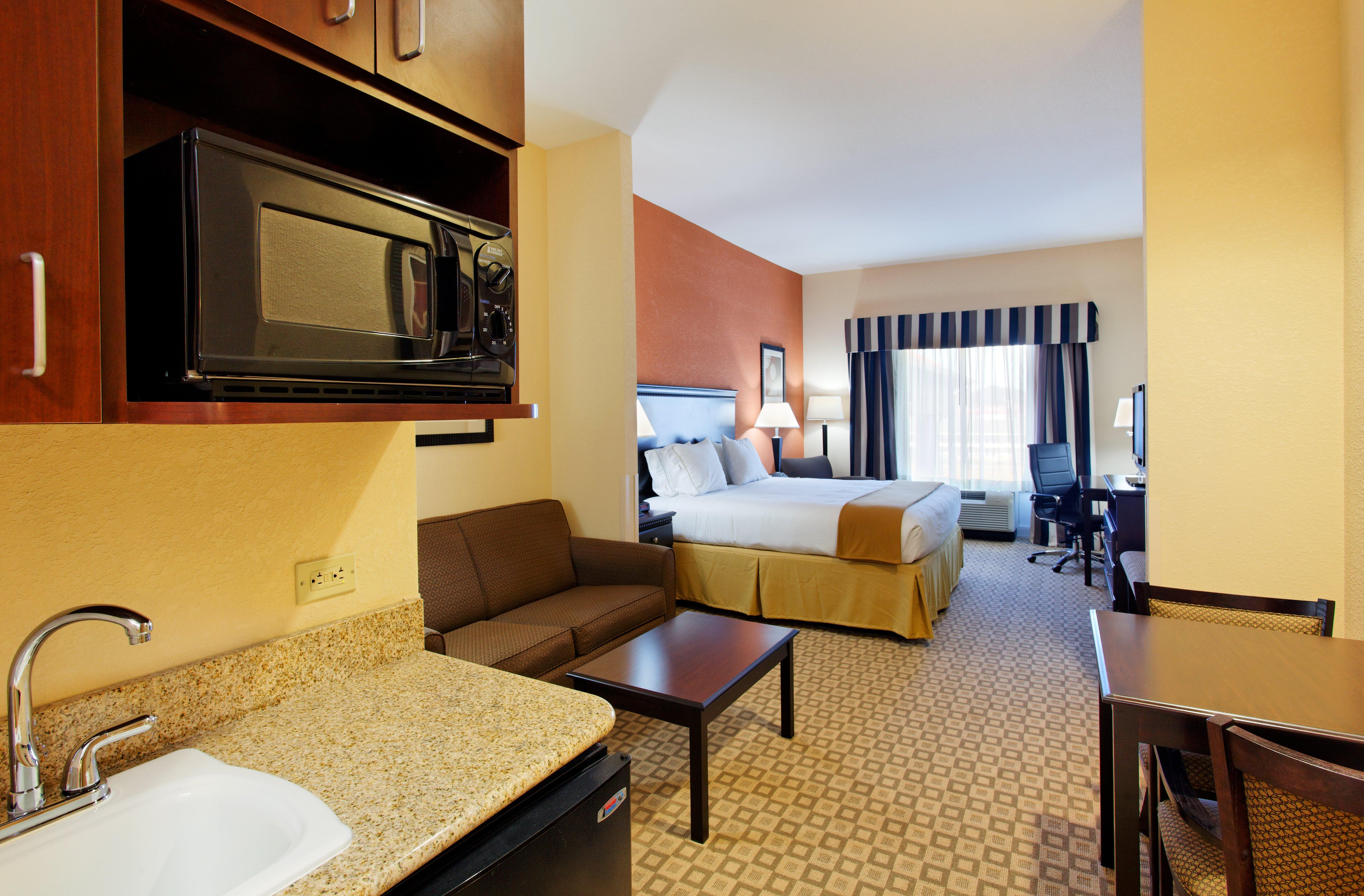 Holiday Inn Express Hotel & Suites Talladega By Ihg Экстерьер фото