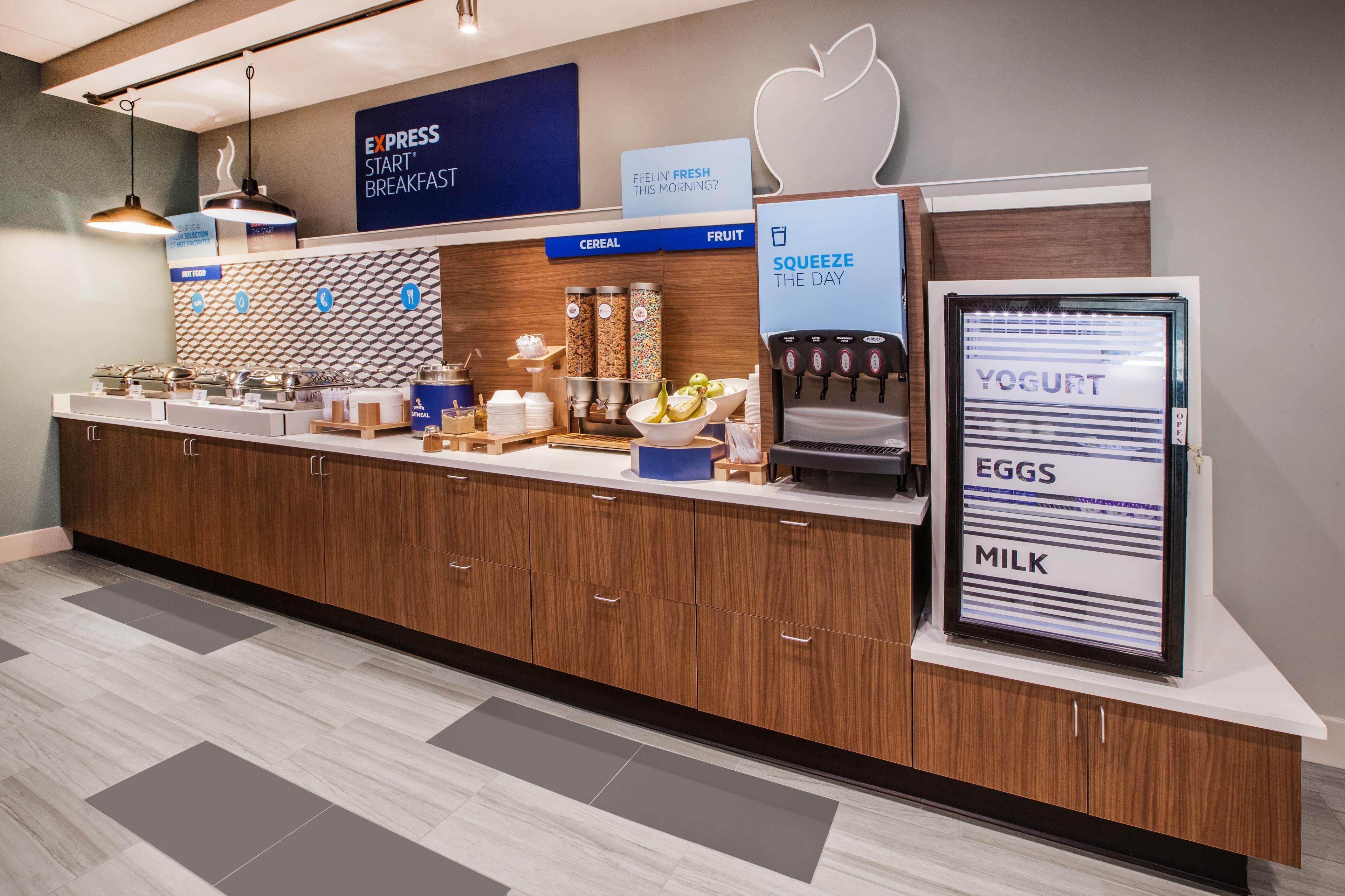 Holiday Inn Express Hotel & Suites Talladega By Ihg Экстерьер фото