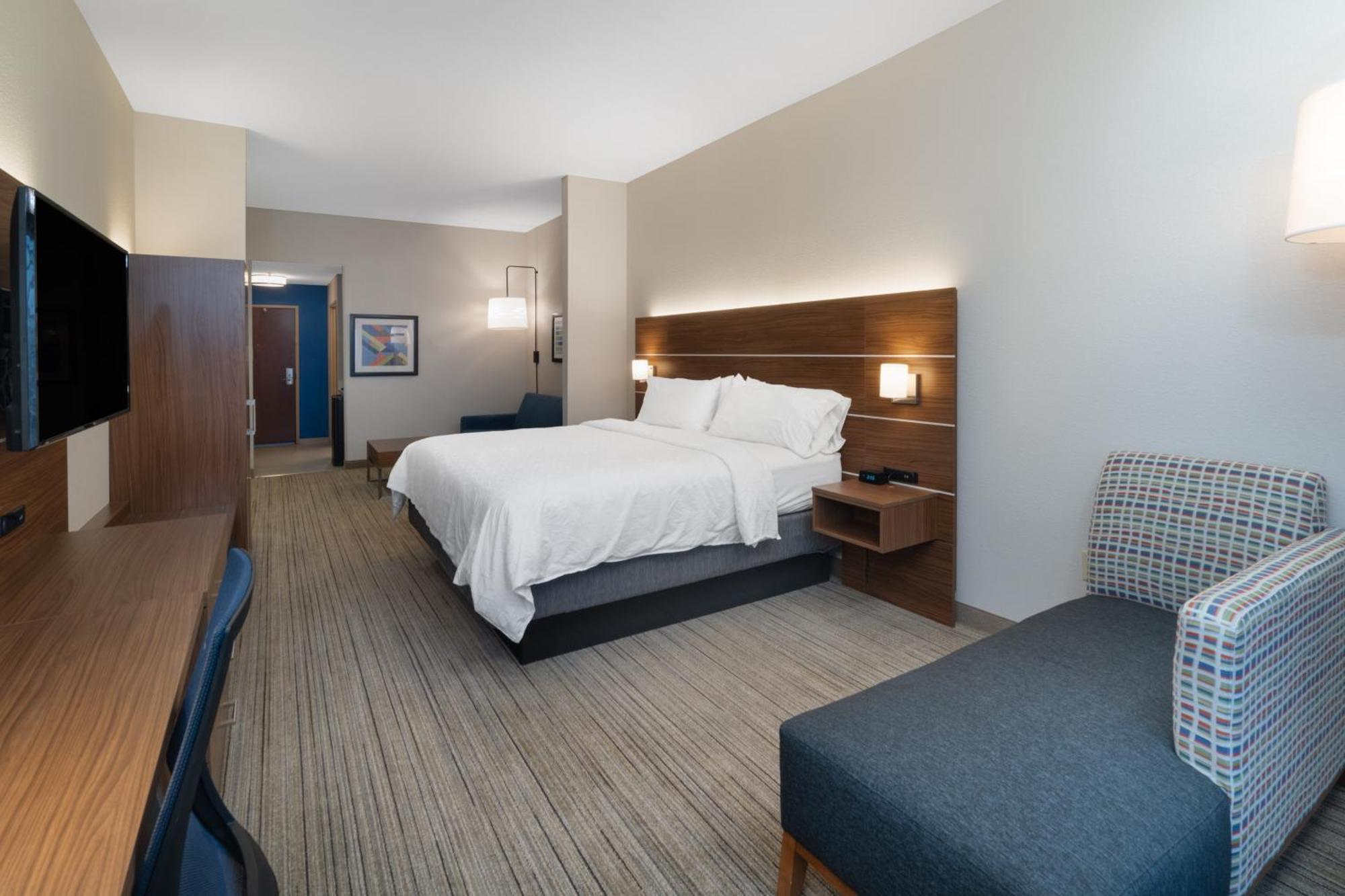 Holiday Inn Express Hotel & Suites Talladega By Ihg Экстерьер фото